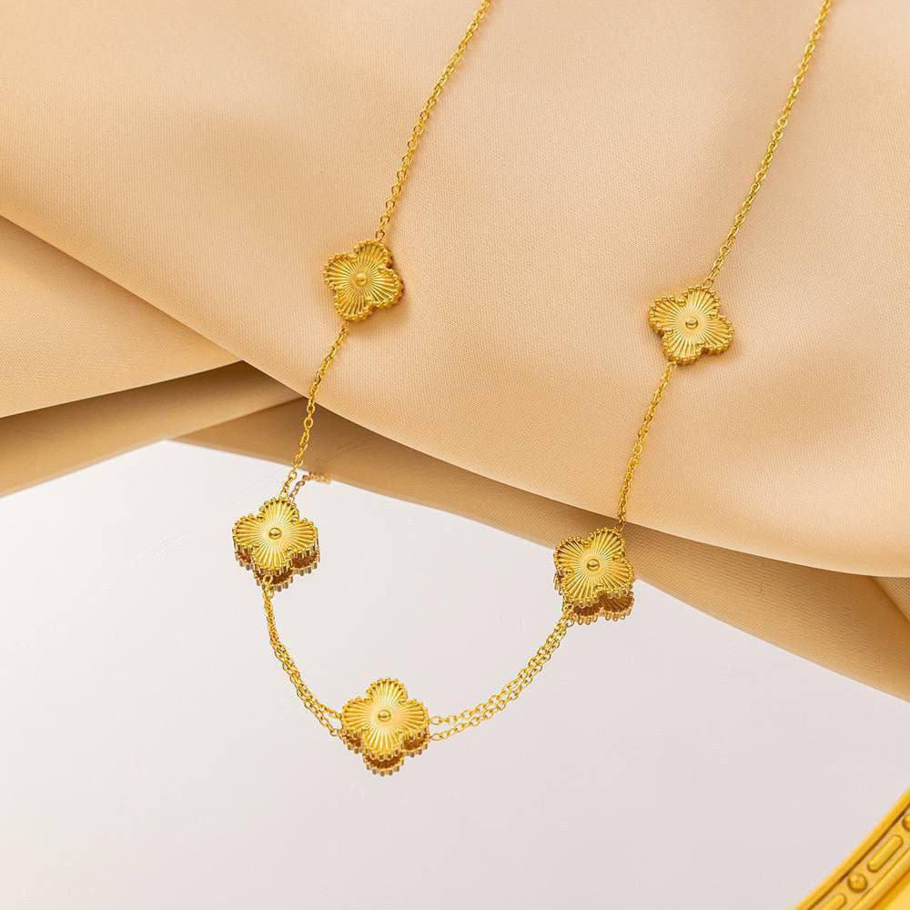 Golden Vancleef Necklace